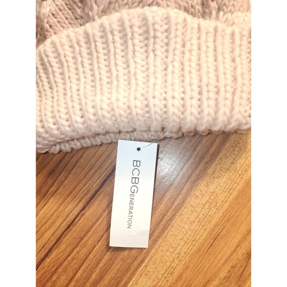 BCBGENERATION Maroon Red Burgundy Tan Pom Pom Beanie Hat Knit - Picture 2 of 4